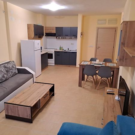 Apartments In Black Sea Star Complex سوزوبول الغرفة الصورة