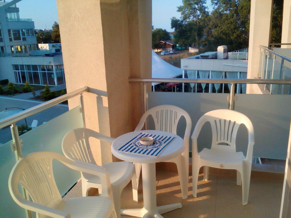 Apartments In Black Sea Star Complex سوزوبول المظهر الخارجي الصورة