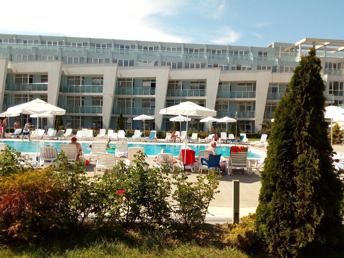 Apartments In Black Sea Star Complex سوزوبول المظهر الخارجي الصورة